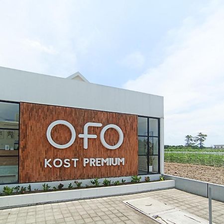 Ofo Kost Premium Kampung Inggris Pare Syariah Mitra Reddoorz Hotel Luaran gambar