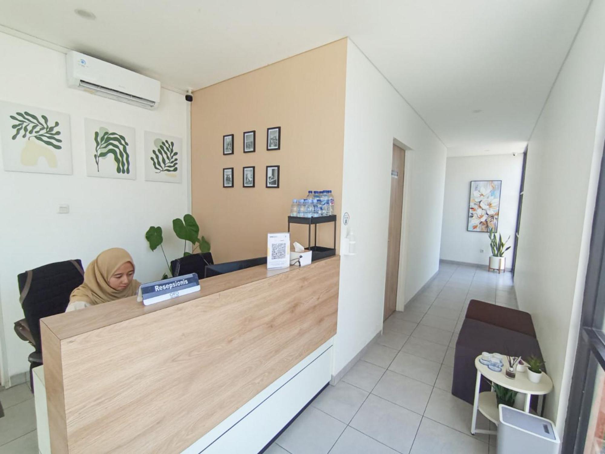 Ofo Kost Premium Kampung Inggris Pare Syariah Mitra Reddoorz Hotel Luaran gambar