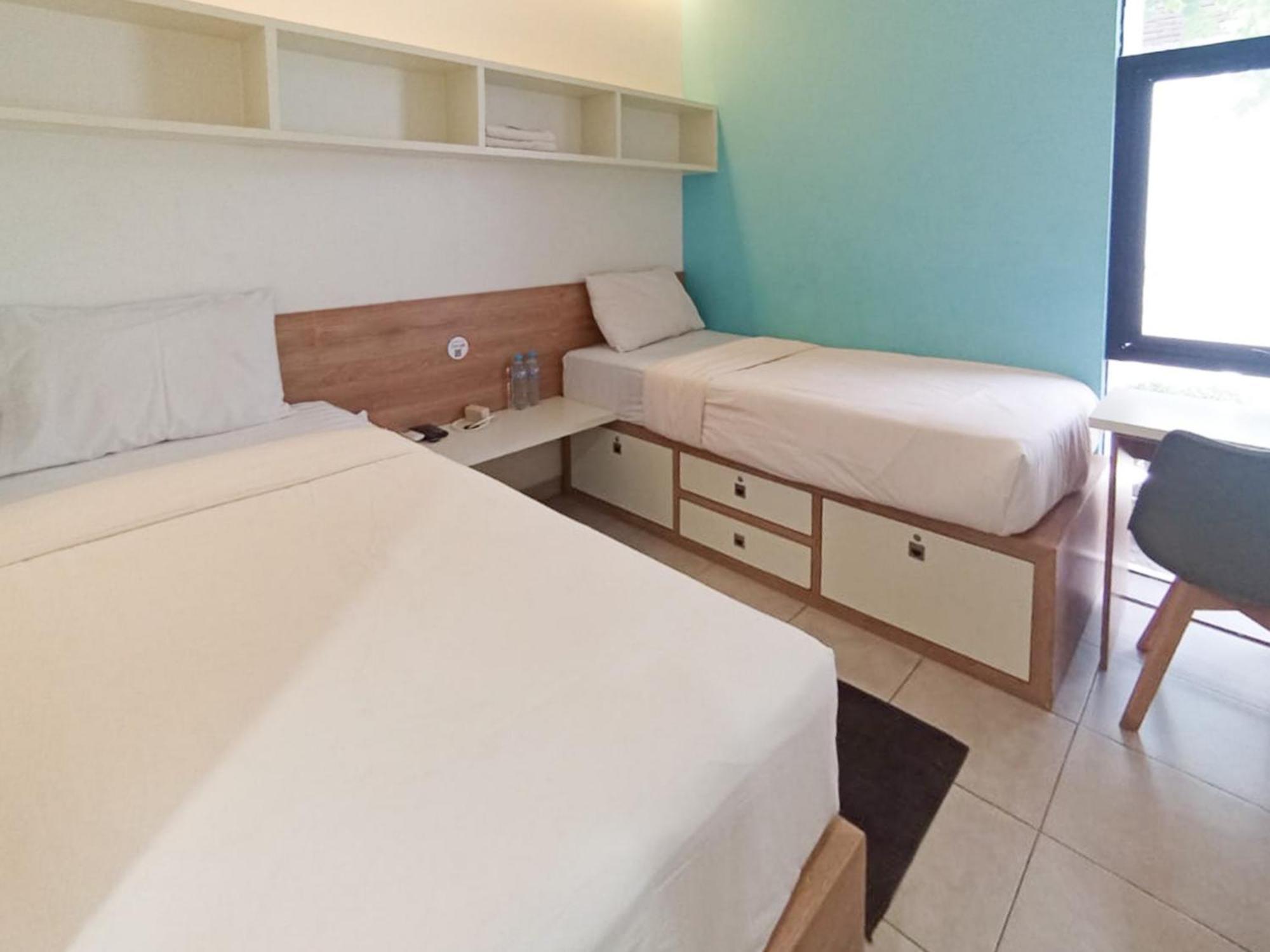 Ofo Kost Premium Kampung Inggris Pare Syariah Mitra Reddoorz Hotel Luaran gambar